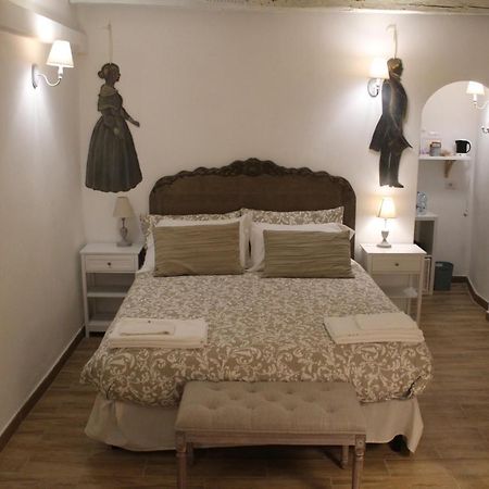 Livia'S Charming Room Тревіньяно-Романо Екстер'єр фото