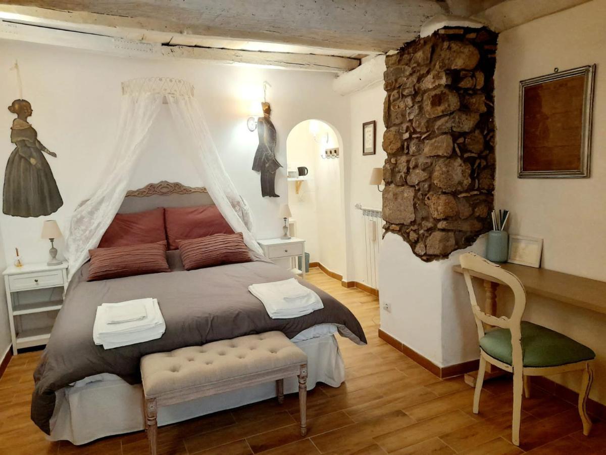 Livia'S Charming Room Тревіньяно-Романо Екстер'єр фото