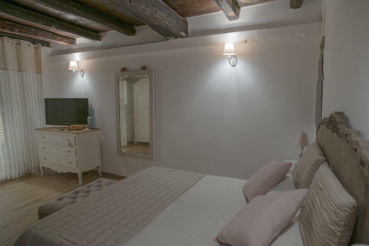 Livia'S Charming Room Тревіньяно-Романо Екстер'єр фото